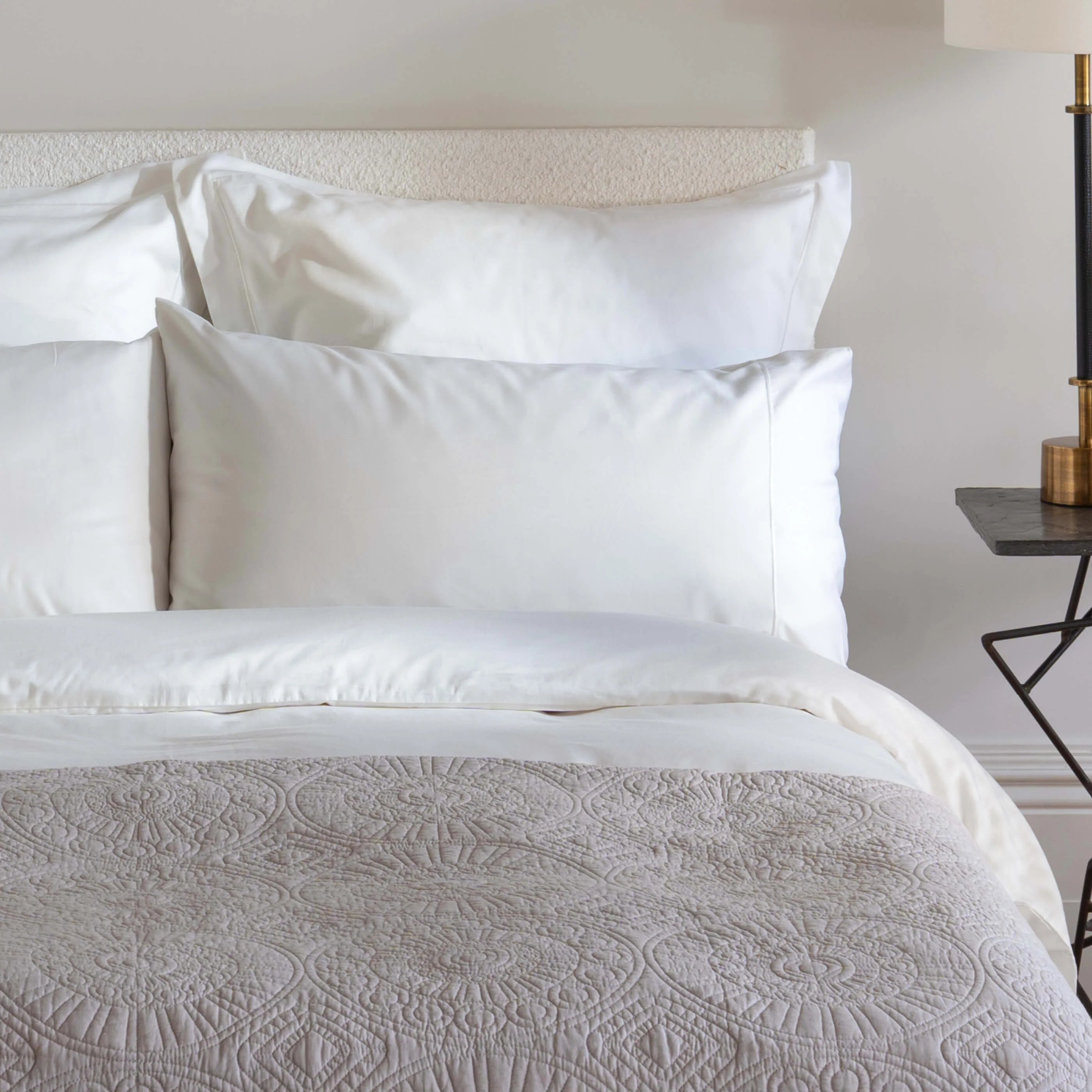 White 400 Thread Count Egyptian Cotton 30cm Standard Fitted Sheets - Image 3