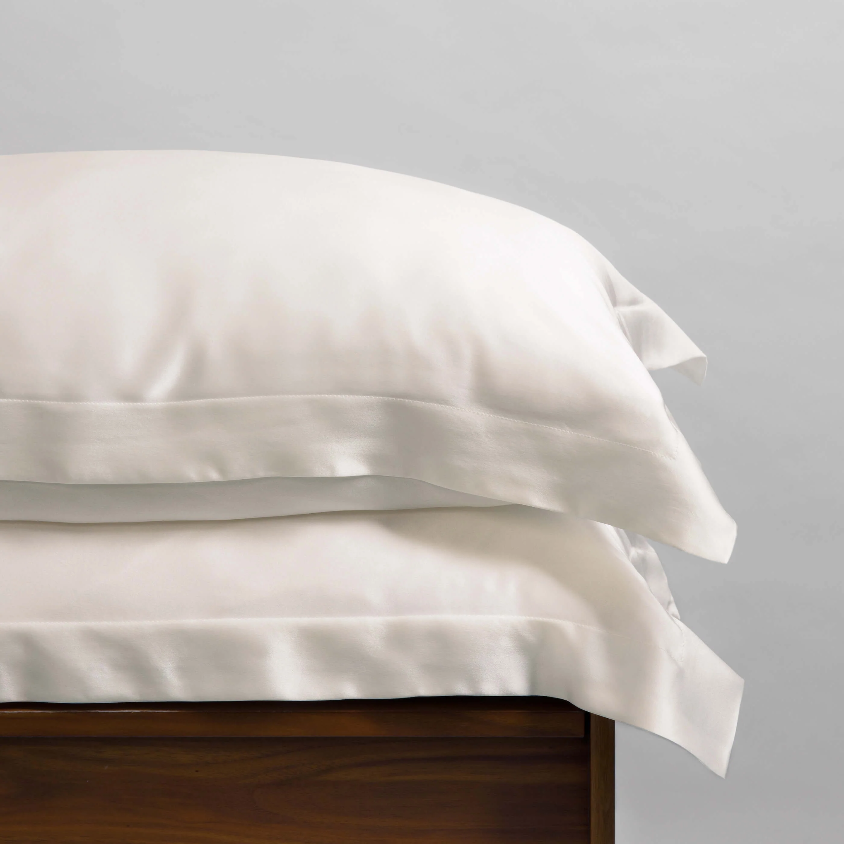 Ivory Mulberry Silk Pillowcases - Image 10