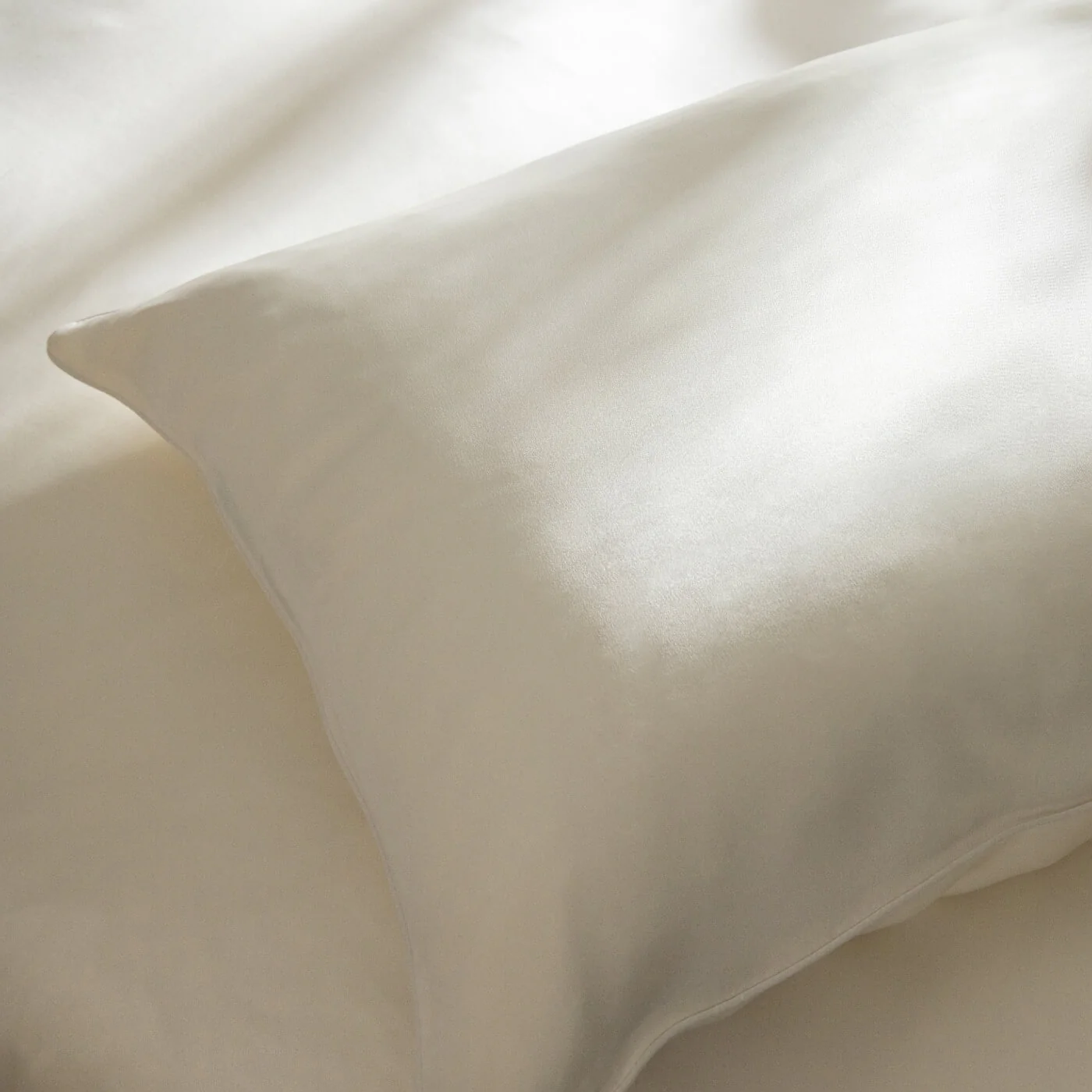 Ivory Mulberry Silk Bed Sets - Image 8