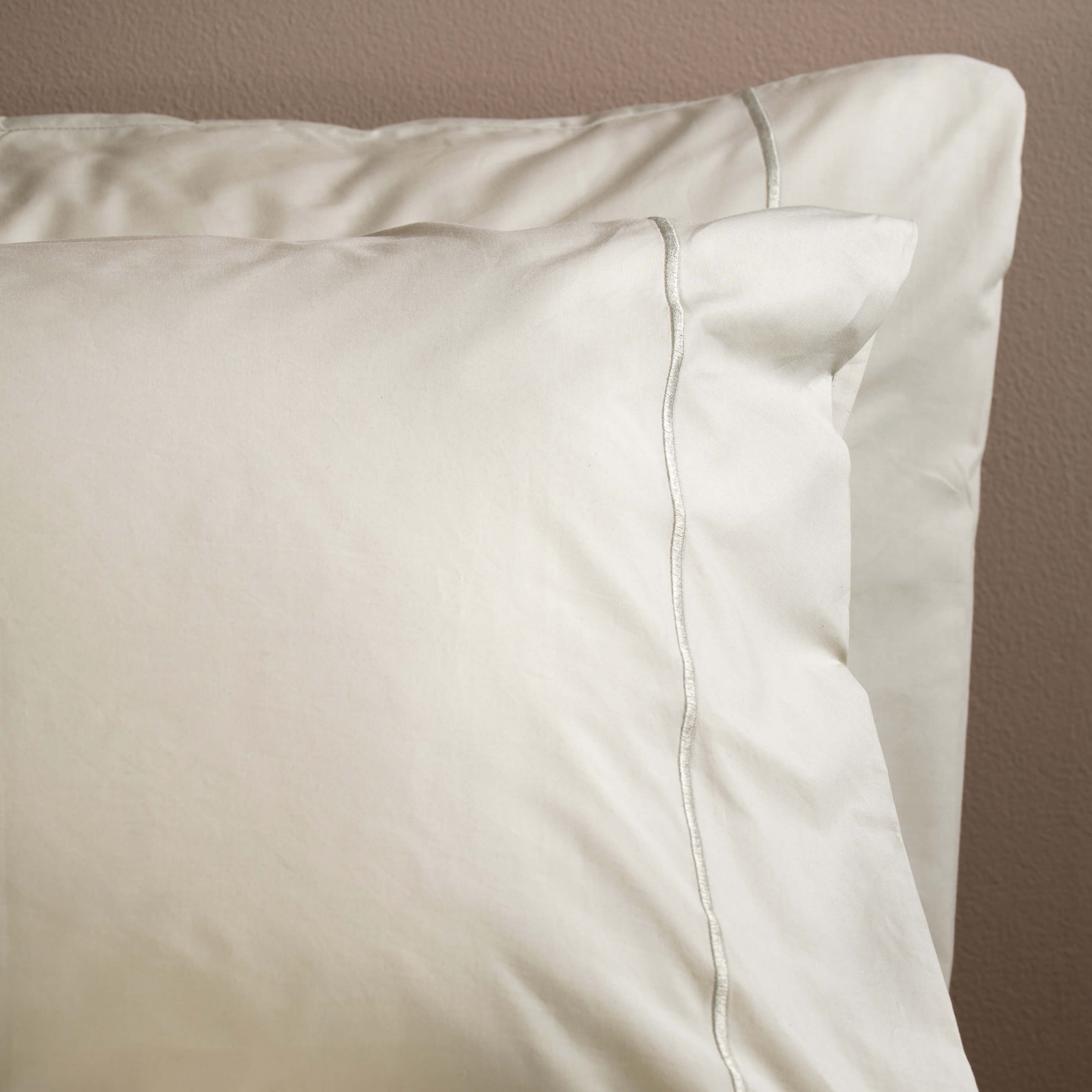 Natural 200 Thread Count Egyptian Cotton Bedding & Bed Sheets - Image 6