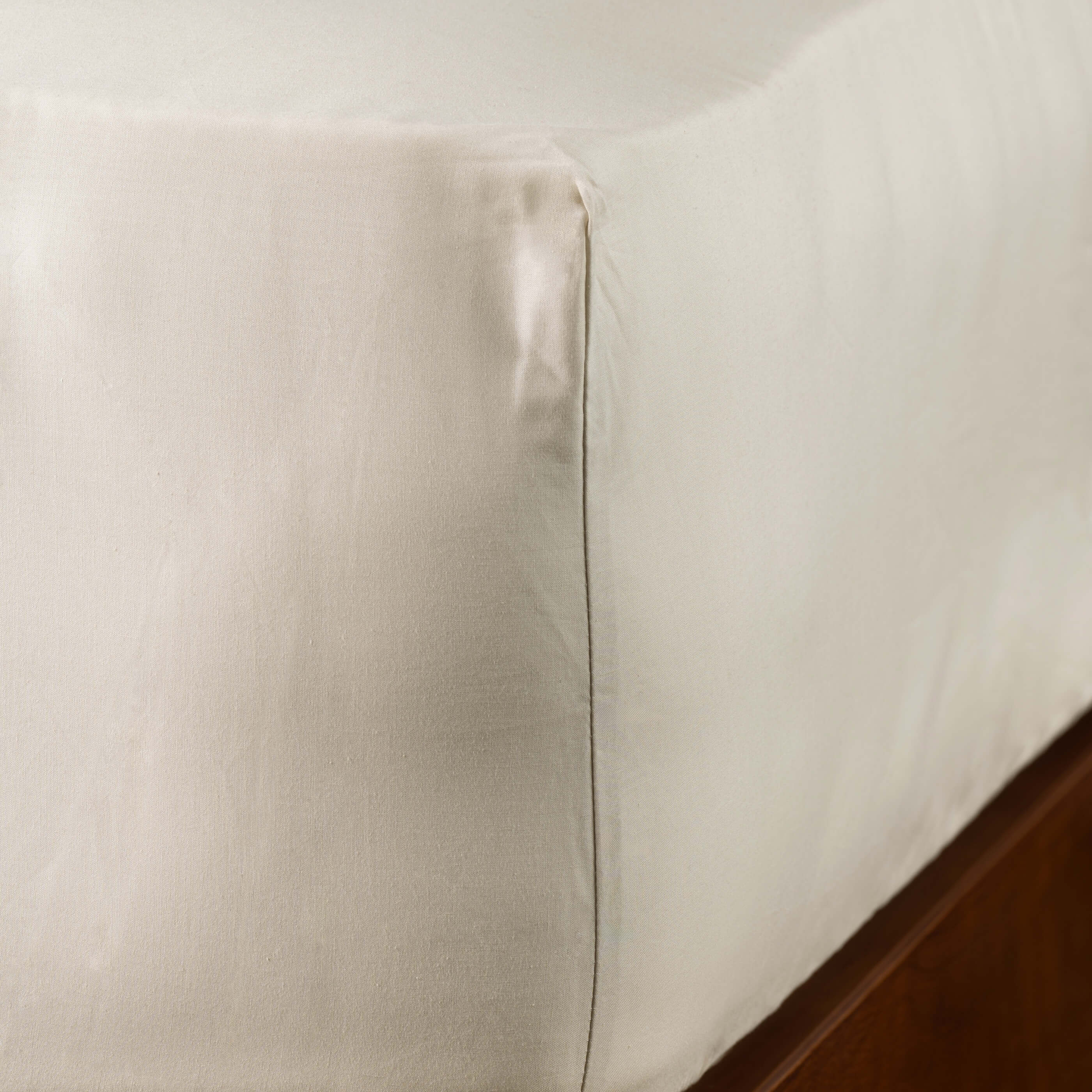 Natural 200 Thread Count Egyptian Cotton Bedding & Bed Sheets - Image 4