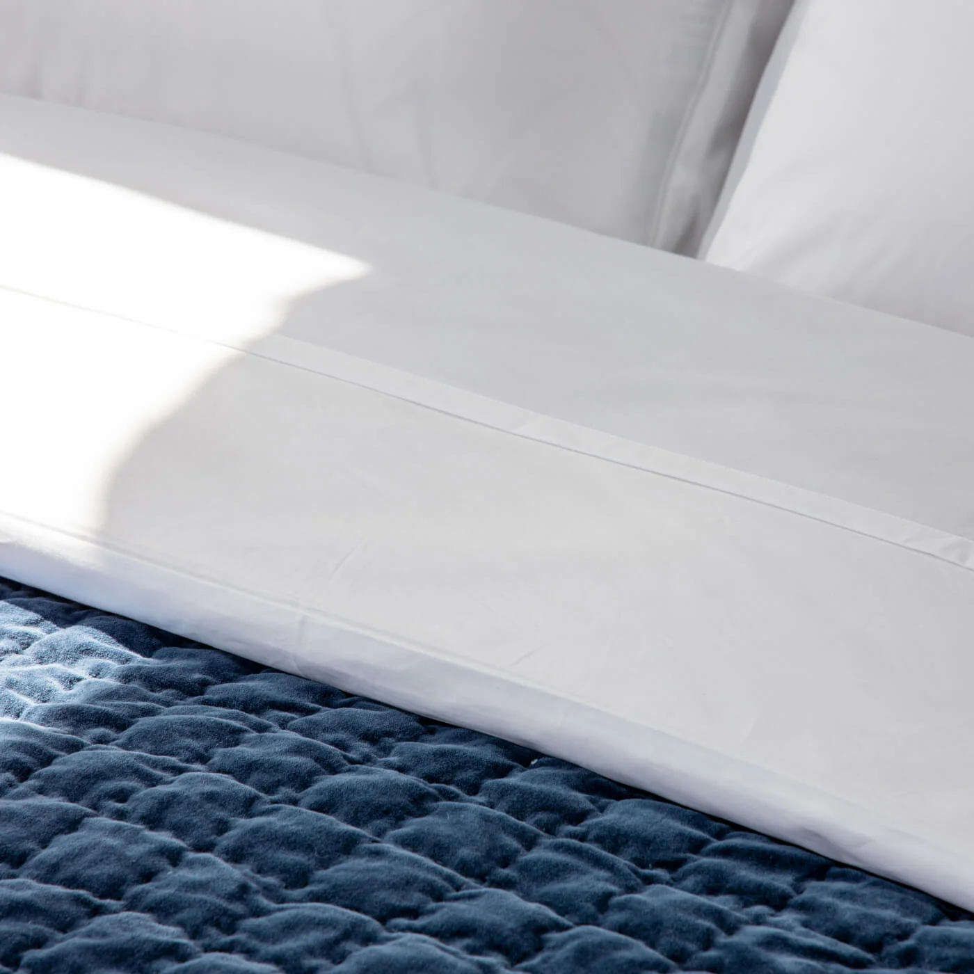 White 1000 Thread Count Supima Cotton Standard Bed Set - Image 7