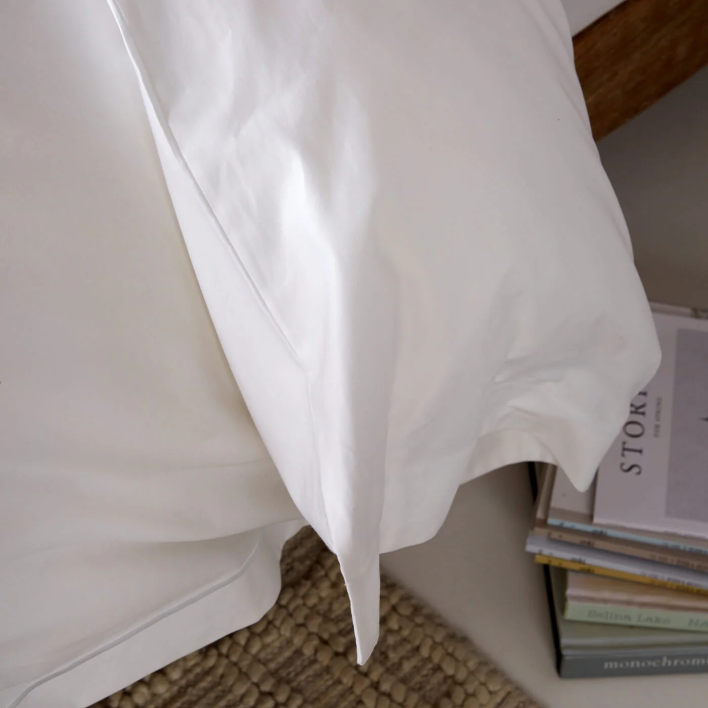 White 300 Thread Count Easycare Cotton With Tencel Bundle - Image 3