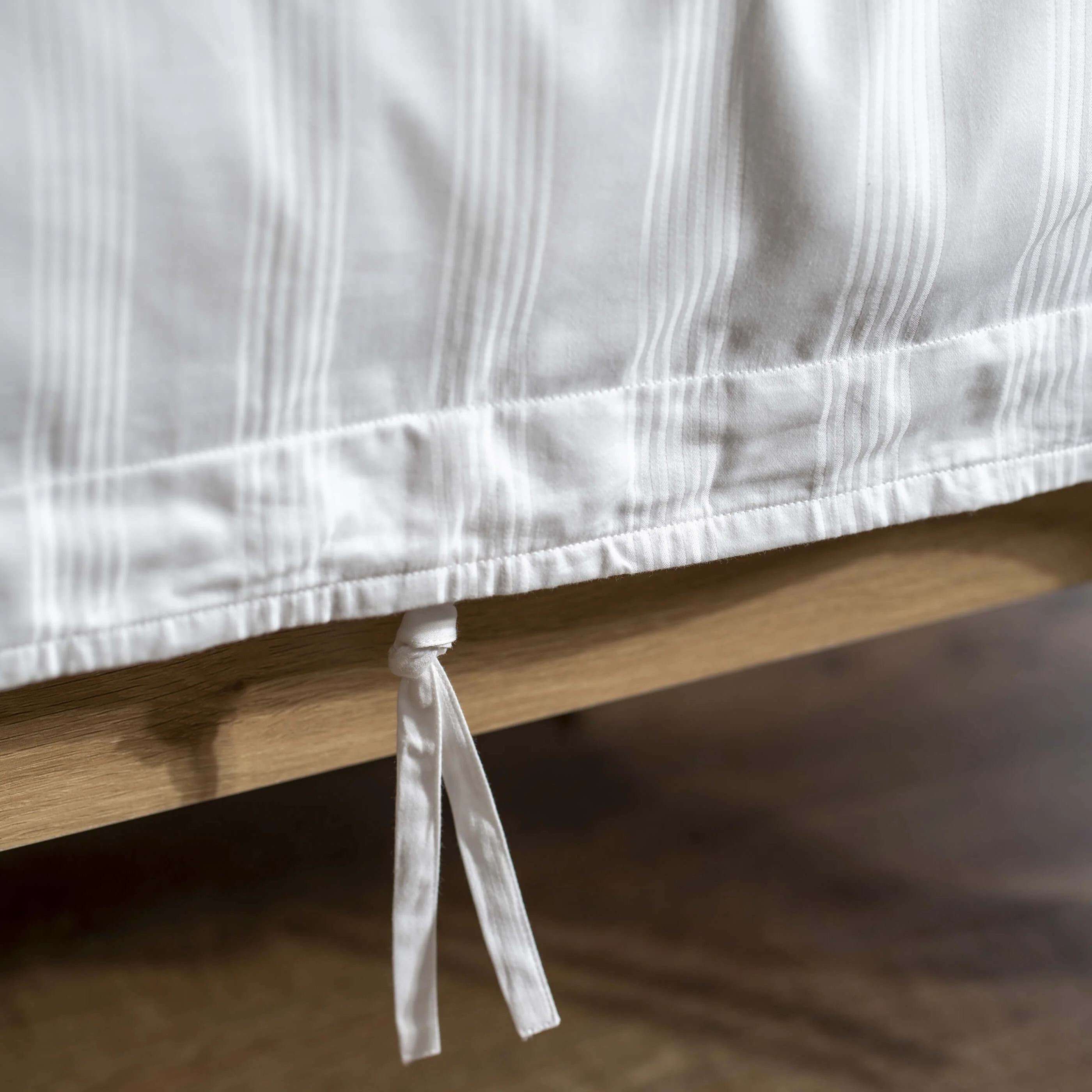 White 400 Thread Count Dobby Stripe Egyptian Cotton Bedding - Image 8