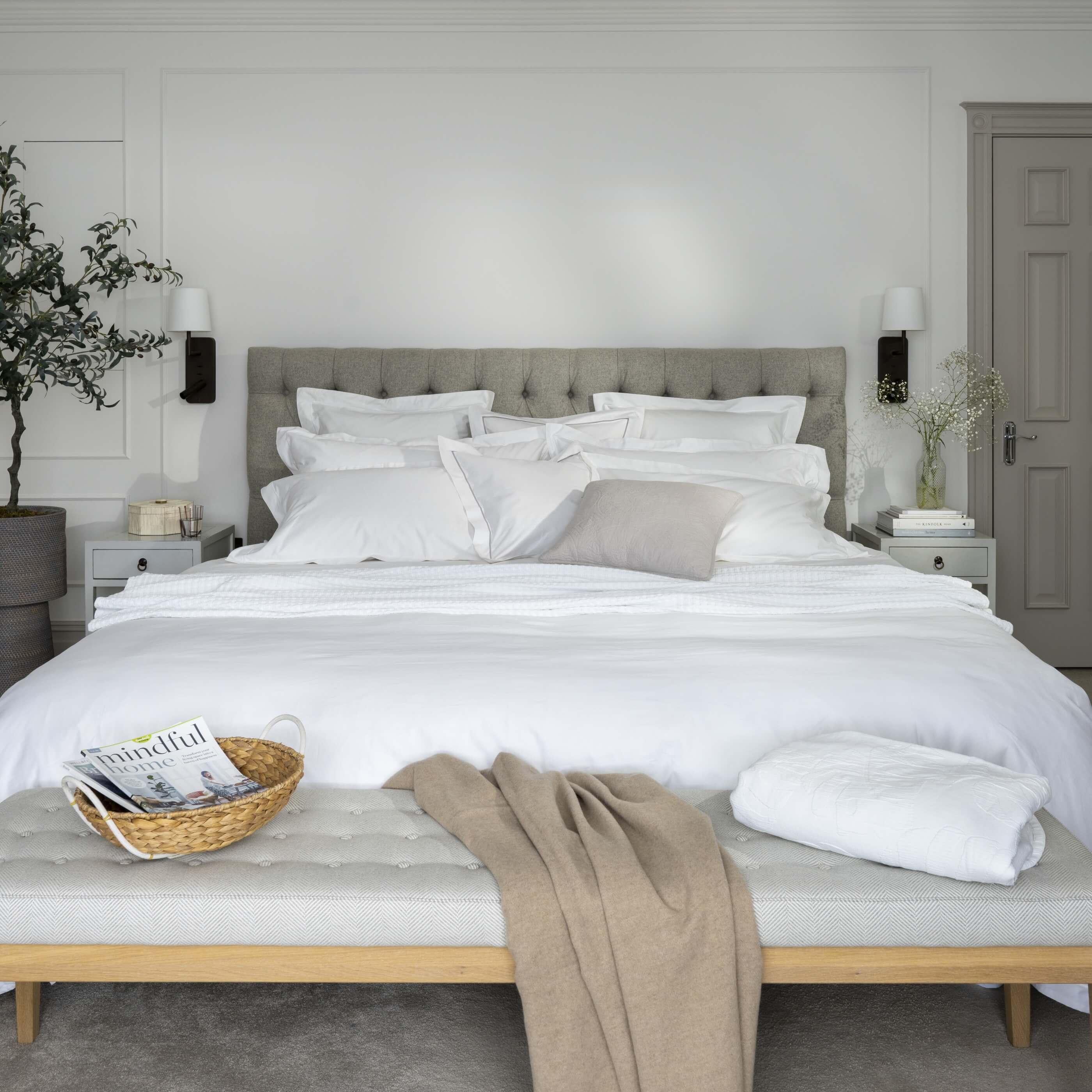 White 600 Thread Count Egyptian Cotton Duvet Sets - Image 3