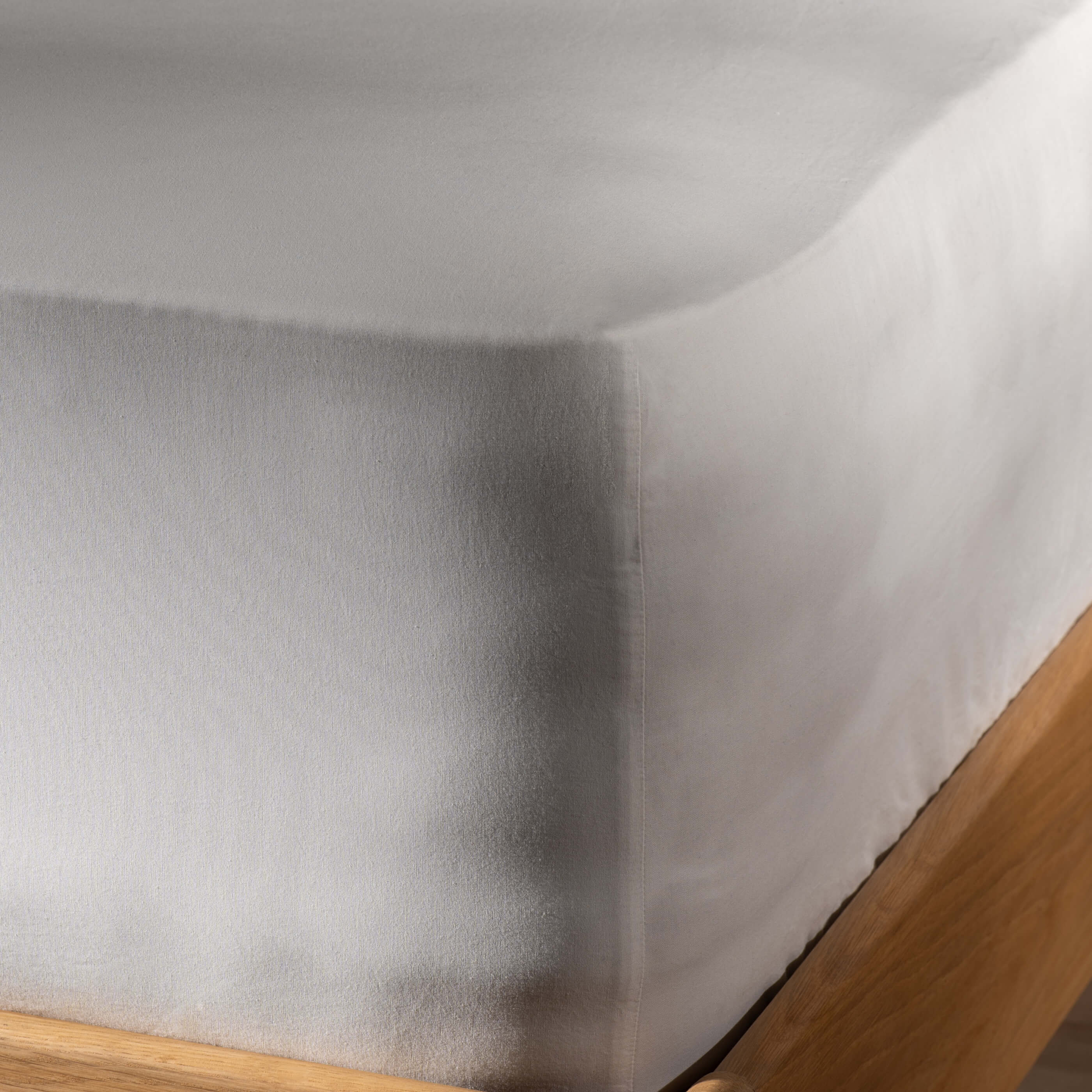 White Stonewashed Cotton Bedding & Sheets - Image 5