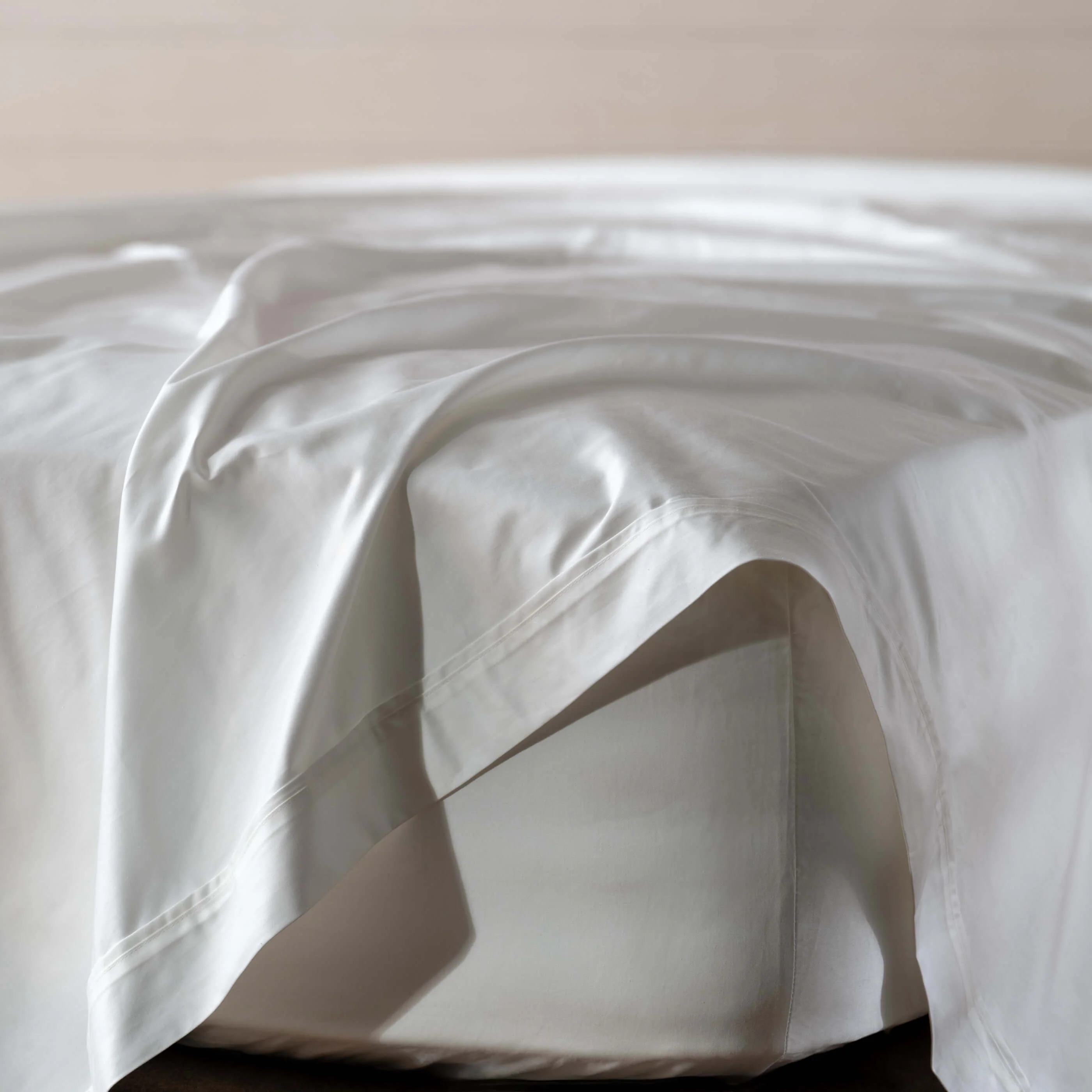 White Supima Cotton 1000 Thread Count Bedding - Image 8